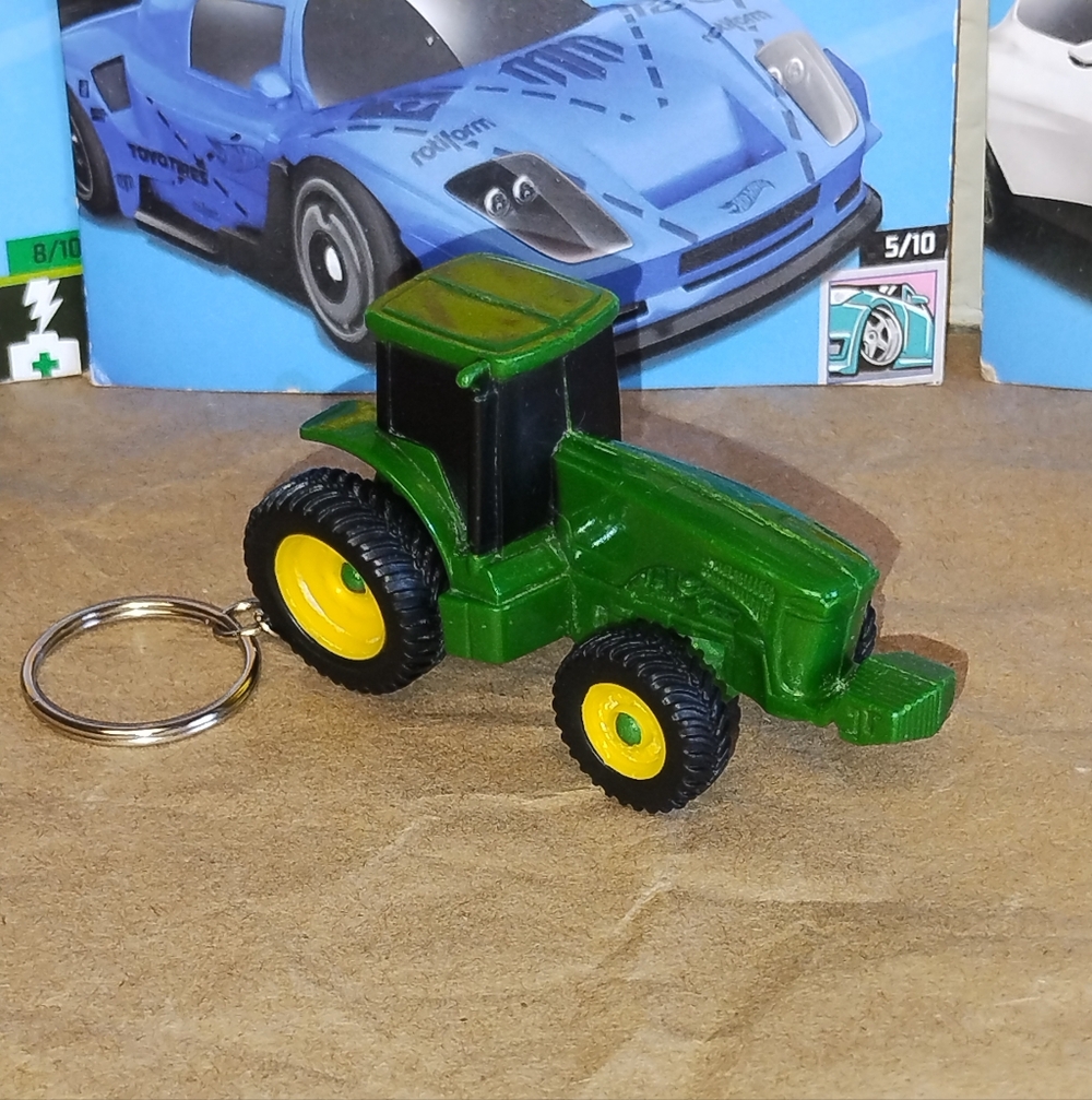 Surprise Hotwheels Keychains - Picture 9 of 10